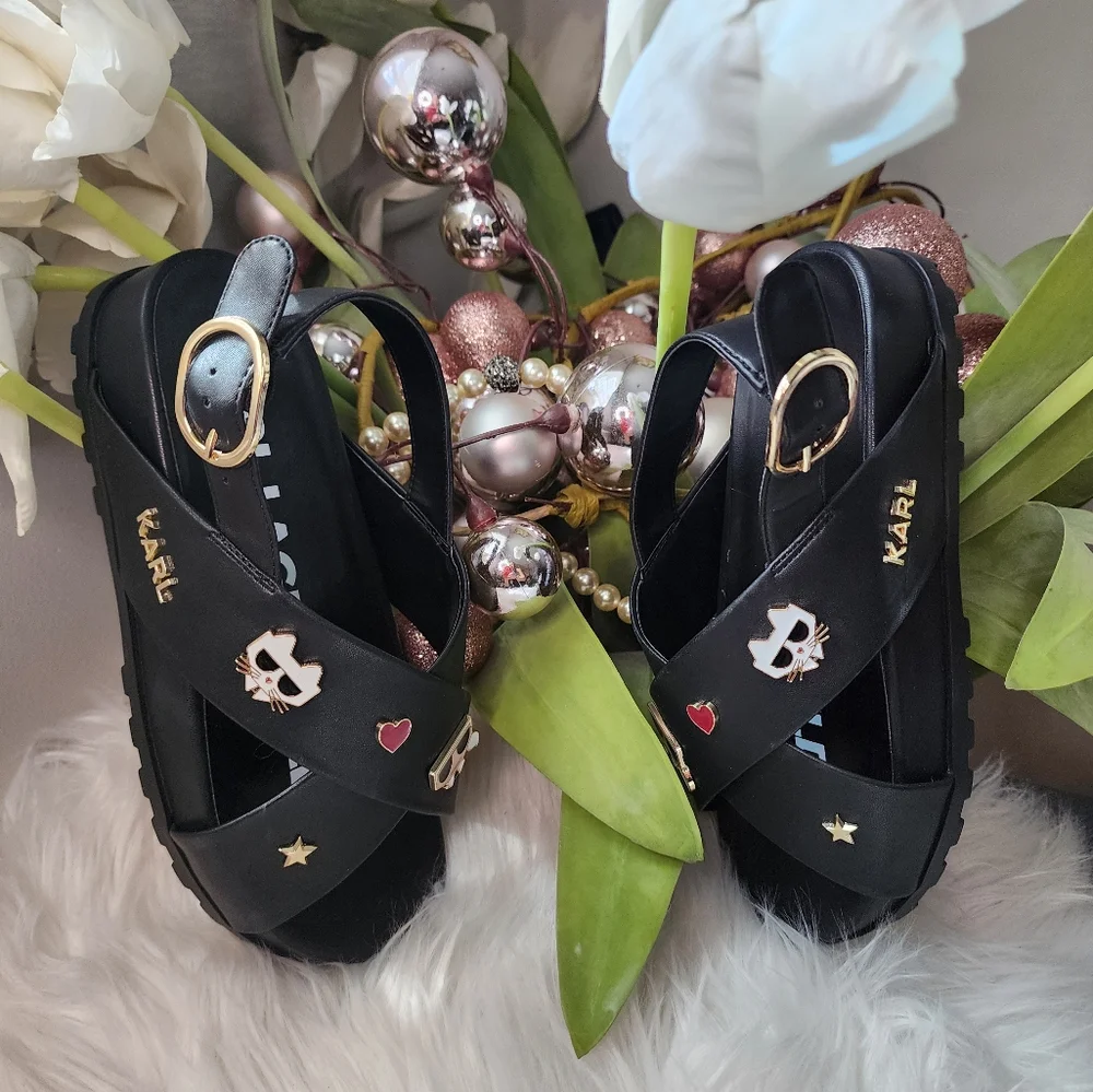 KARL LAGERFELD Women leather Sandals new